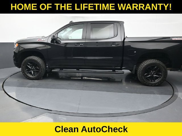 Used 2024 Chevrolet Silverado 1500 LT Trail Boss w/ Convenience Package II AWD/4WD image 4