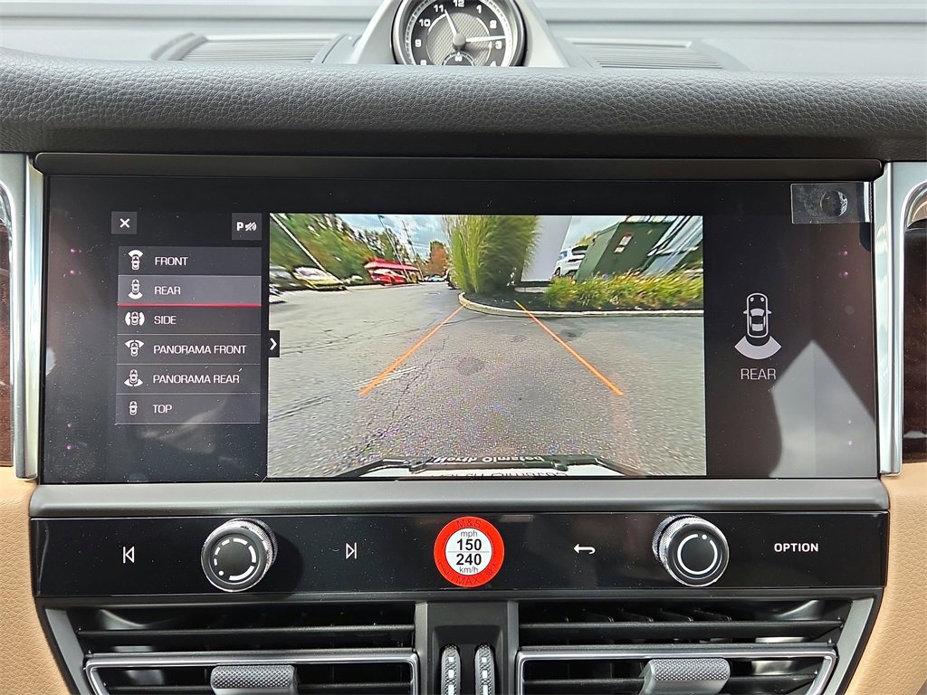 New 2026 Porsche Macan image 12