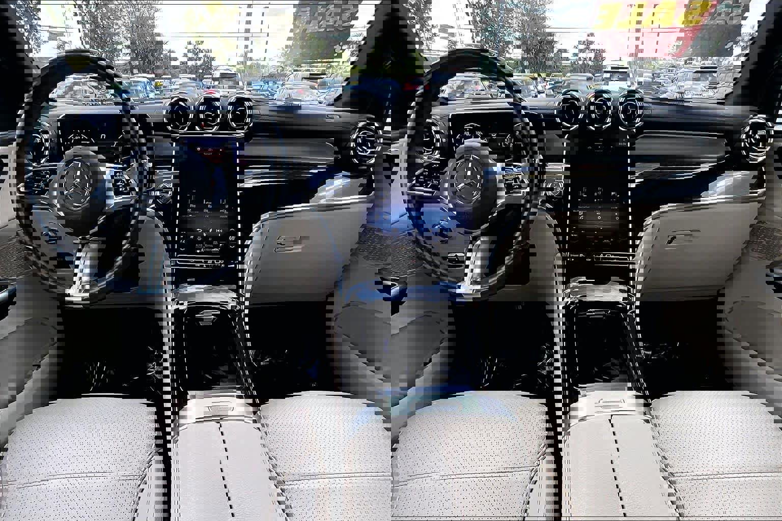 Used 2023 Mercedes-Benz GLC 300 GLC 300 image 15