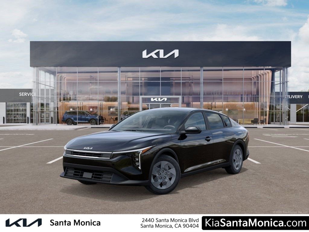 New 2025 Kia K4 LXS
