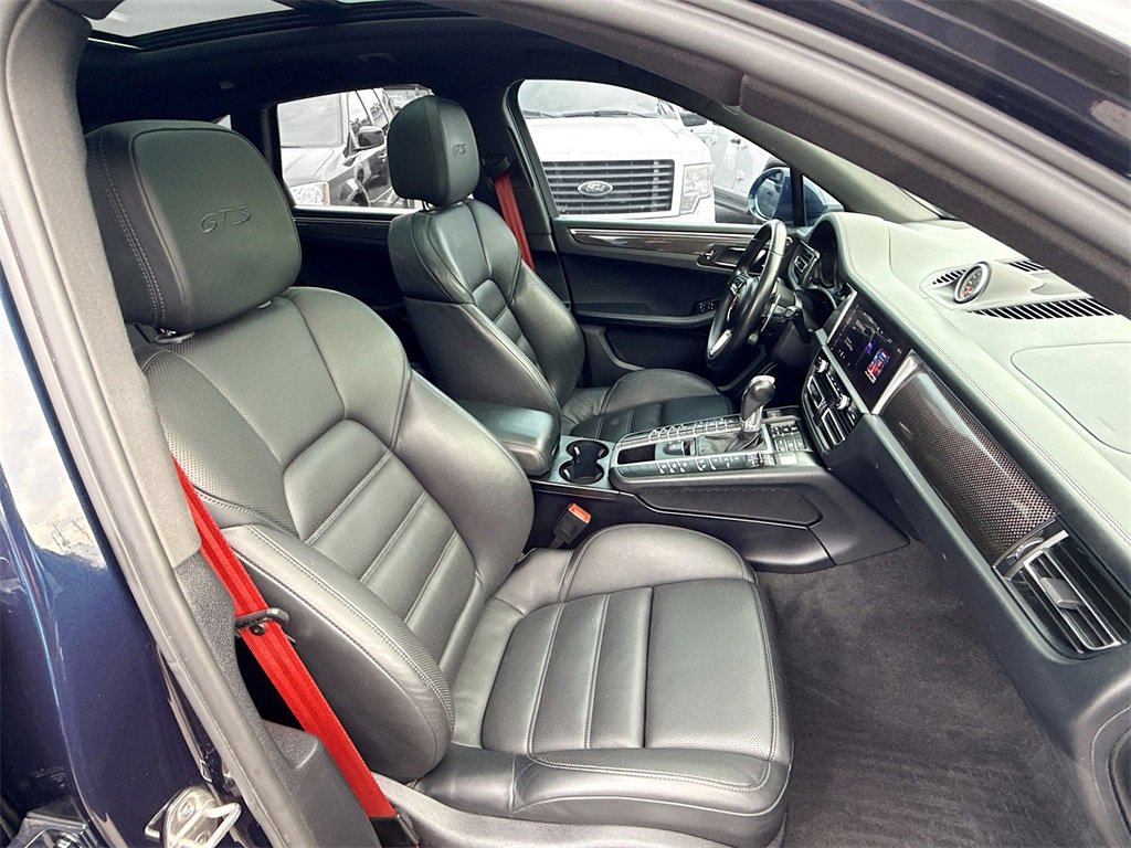 Used 2021 Porsche Macan GTS image 34