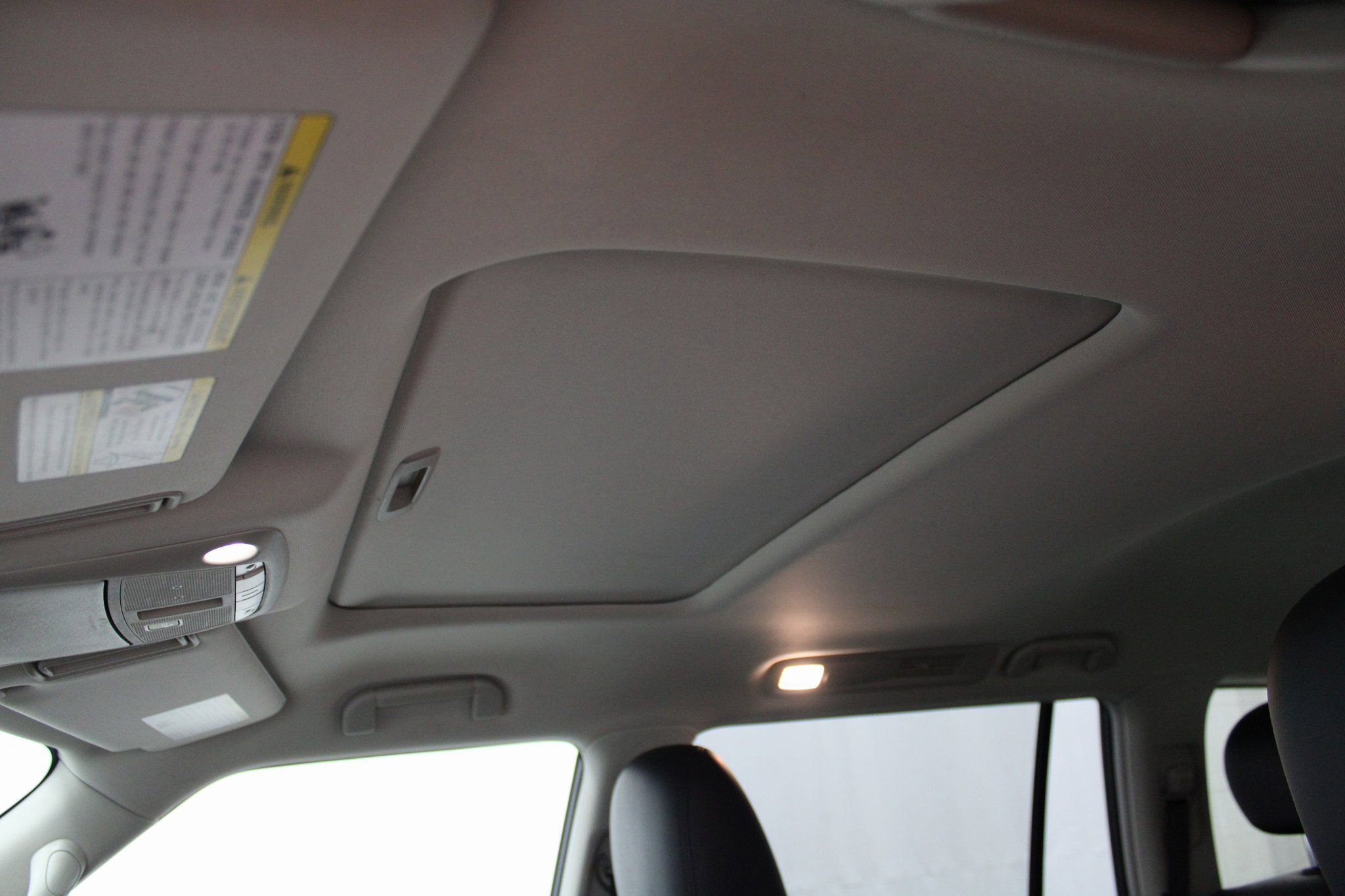 Used 2024 Nissan Armada SL image 10