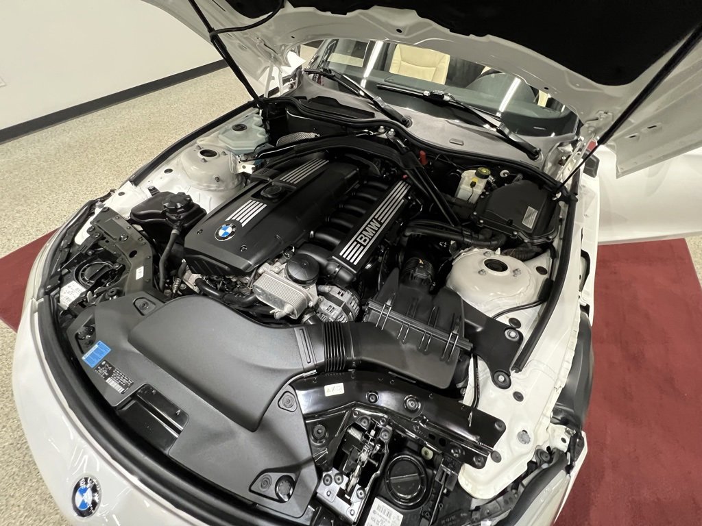 Used 2011 BMW Z4 sDrive30i image 53