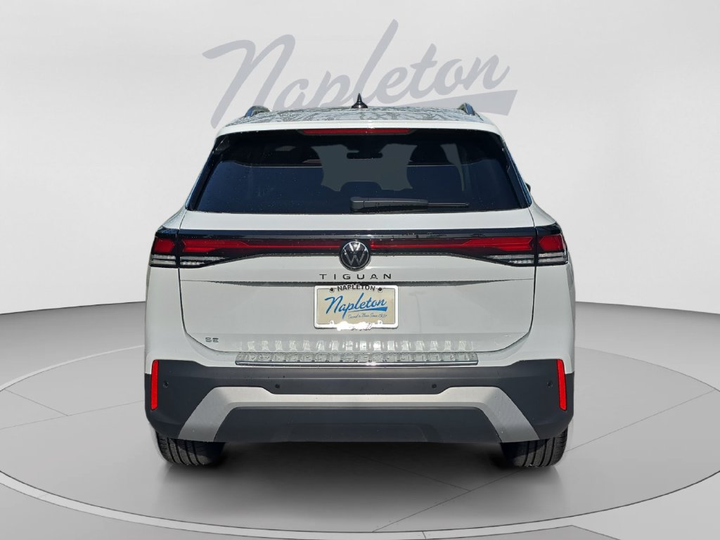 New 2025 Volkswagen Tiguan SE FWD image 6