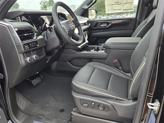 New 2026 GMC Yukon XL Elevation image 5