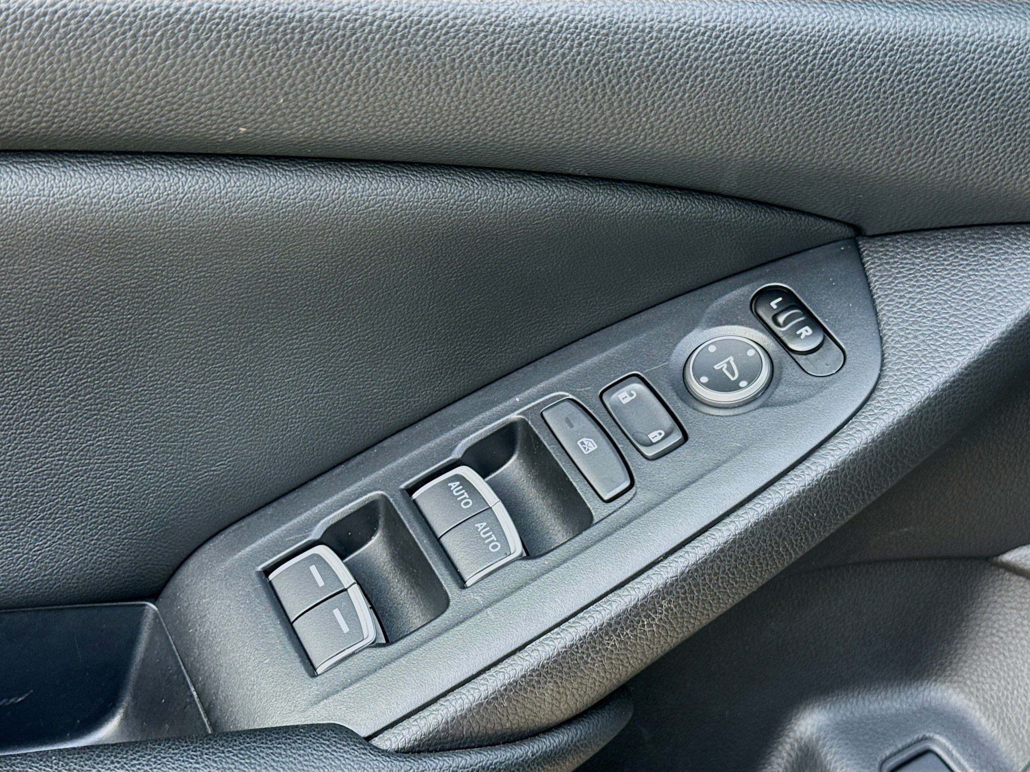 Used 2020 Honda Accord Sport image 21