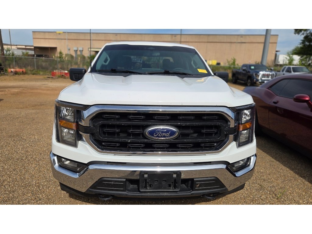 Used 2025 Chevrolet Silverado 2500 LT w/ Convenience Package AWD/4WD image 10