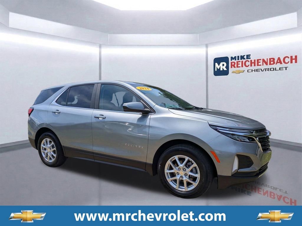 Used 2024 Chevrolet Equinox LT FWD image 1