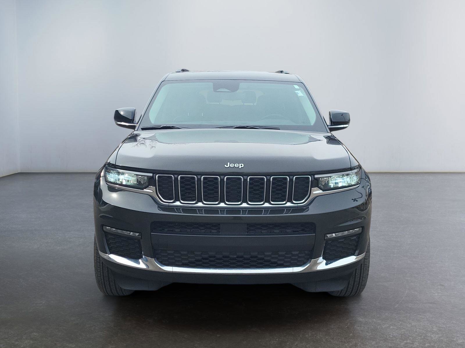 Used 2022 Jeep Grand Cherokee L Limited image 8