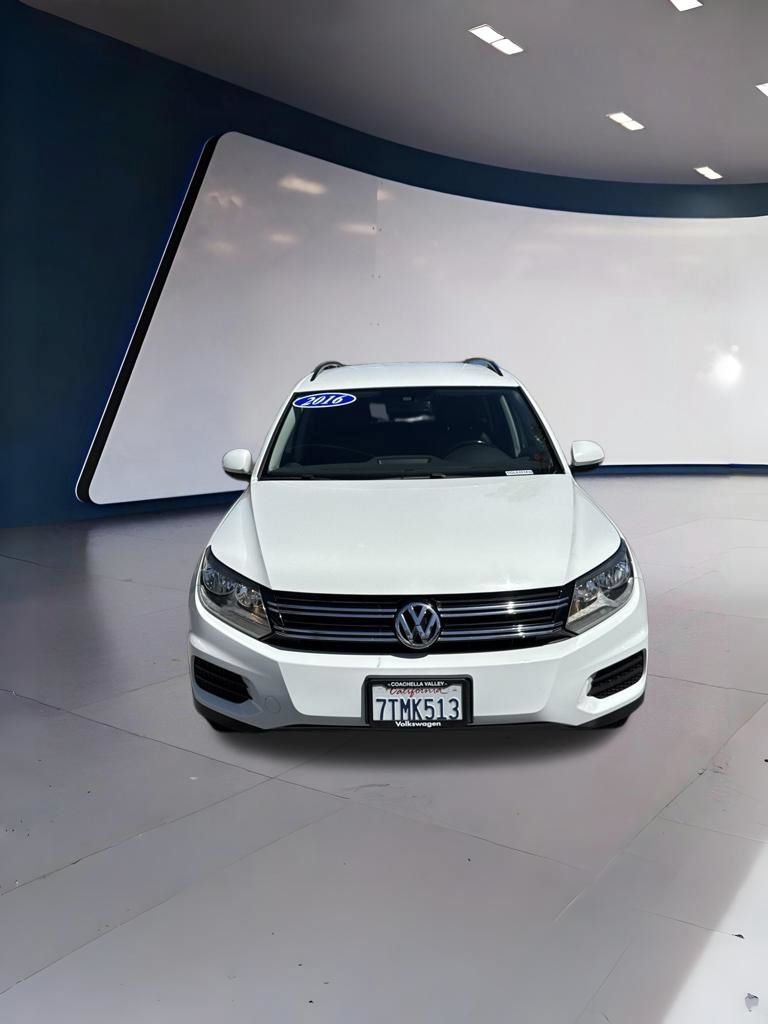 Used 2016 Volkswagen Tiguan S FWD image 6
