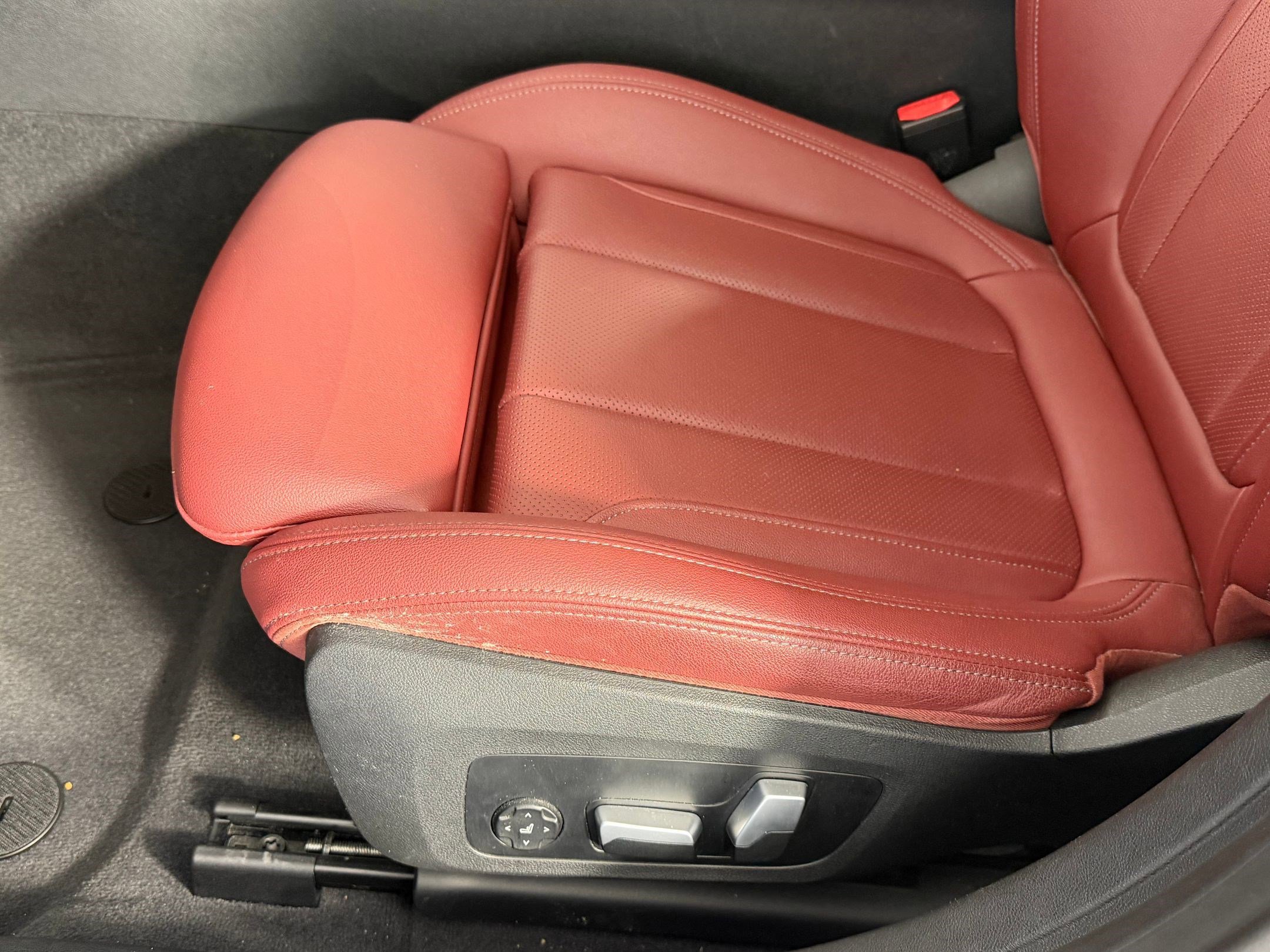 Used 2023 BMW i4 eDrive40 w/ M Sport Package image 13