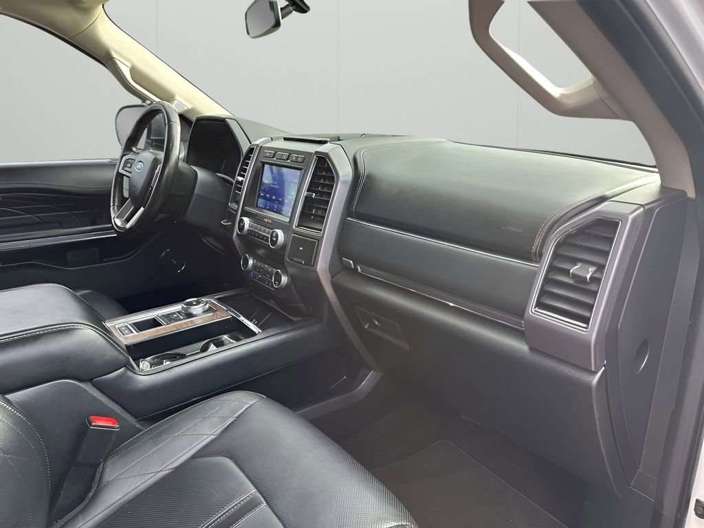 Used 2021 Ford Expedition Platinum image 13