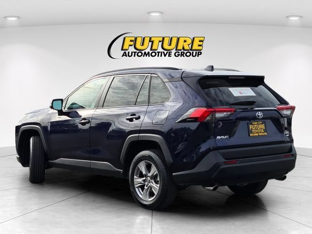 Used 2025 Toyota RAV4 XLE AWD/4WD image 7