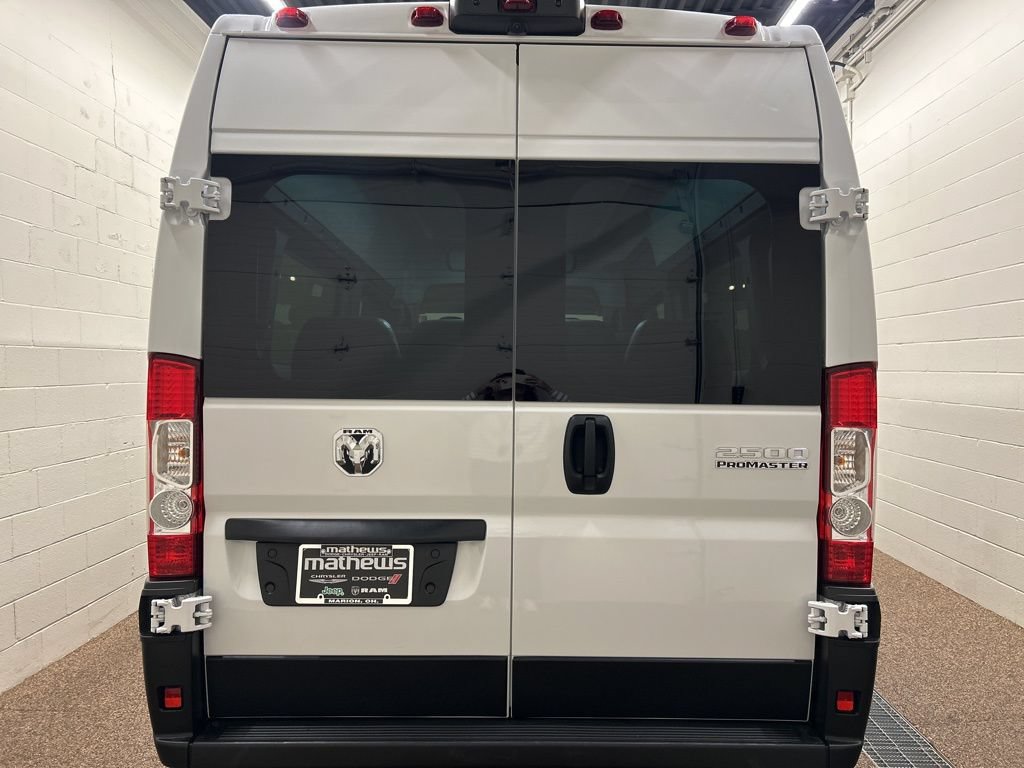 New 2025 RAM ProMaster 2500 w/ Convenience Group FWD image 3
