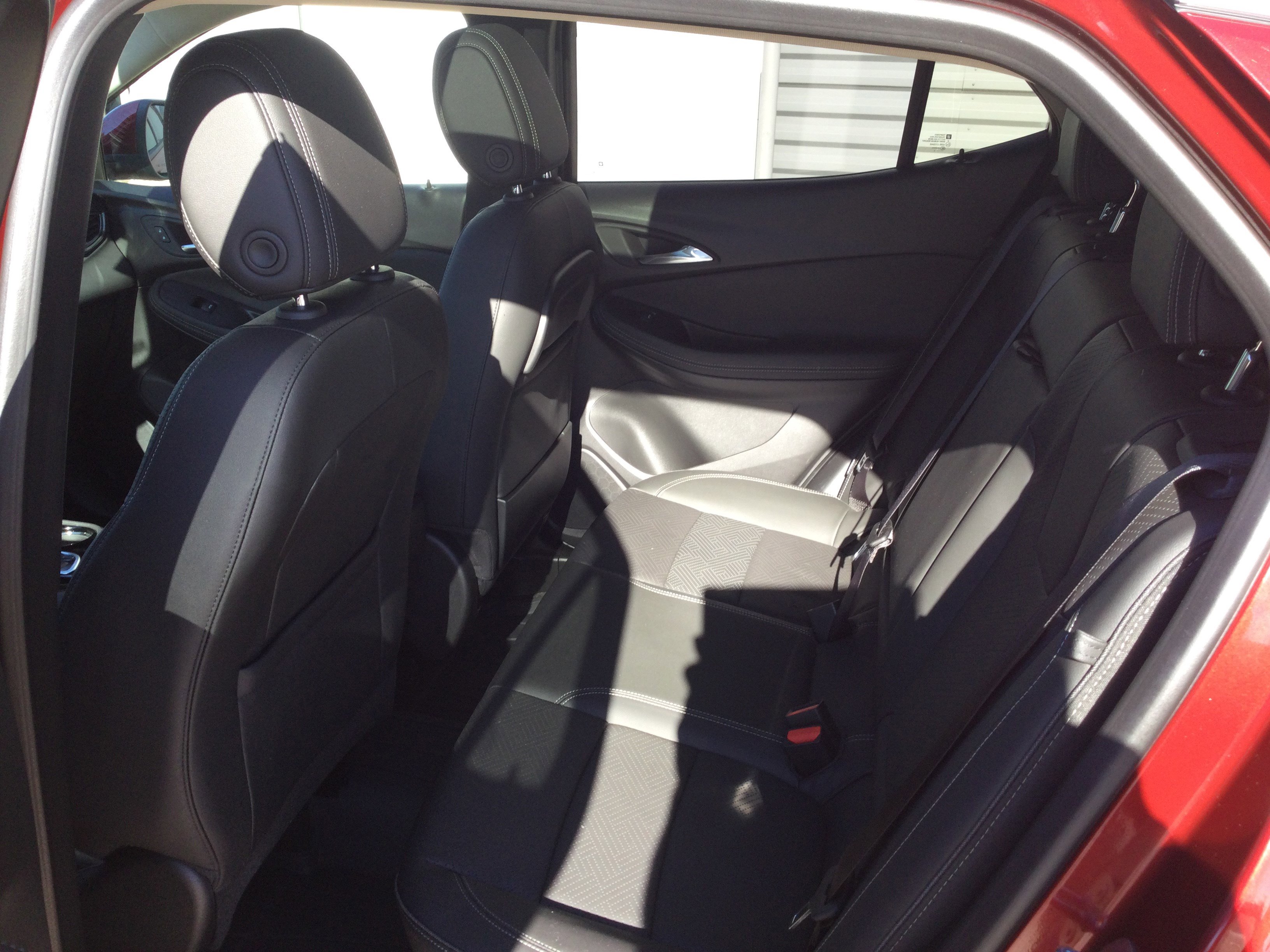 Used 2023 Buick Encore GX Essence w/ Experience Buick Package image 9