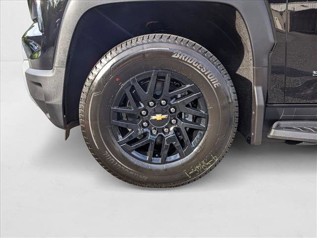 New 2026 Chevrolet Silverado EV LT AWD/4WD image 9