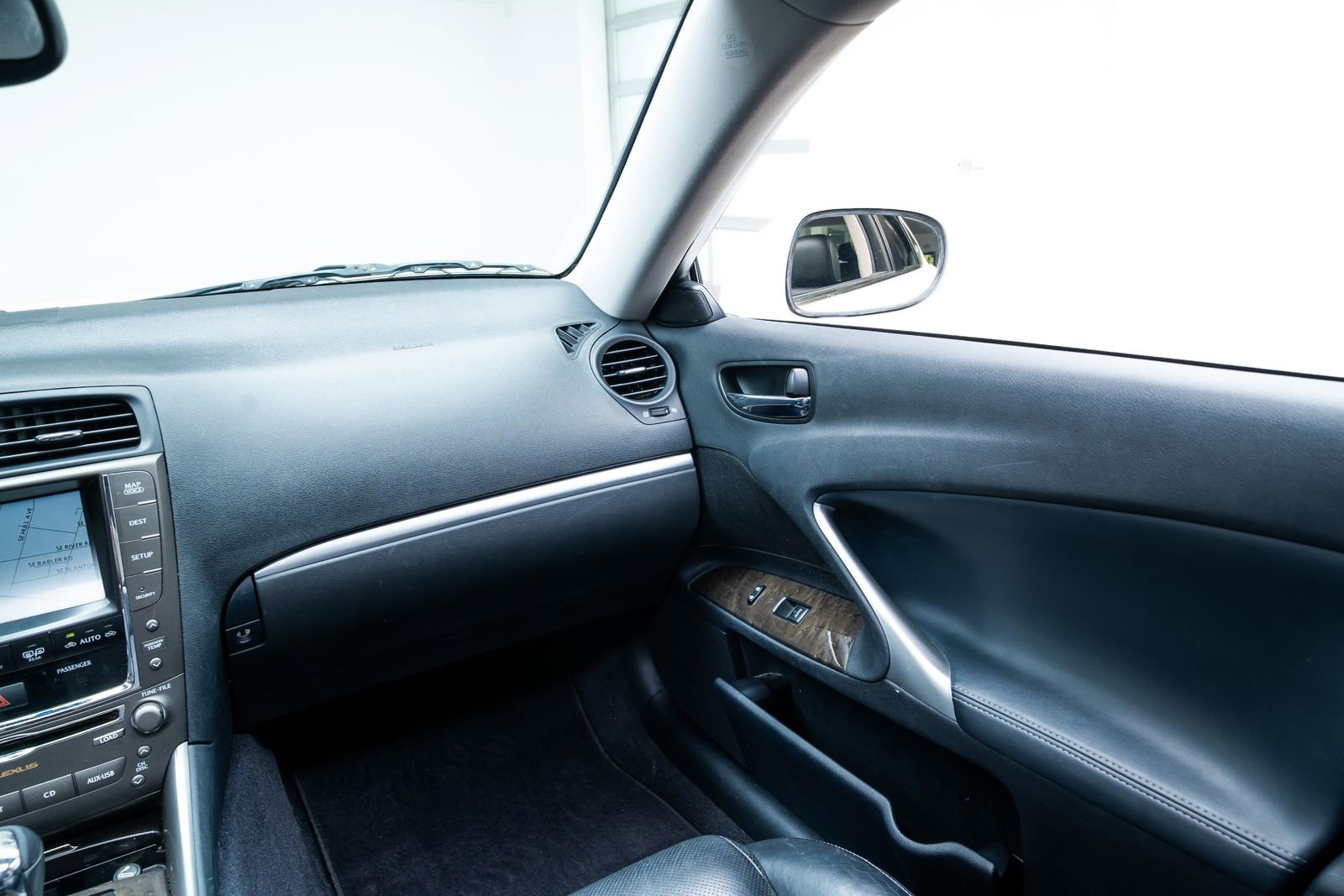 Used 2011 Lexus IS 350 AWD w/ Luxury Plus Value Edition image 10