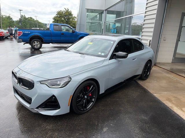 Used 2024 BMW M240i Coupe RWD image 2
