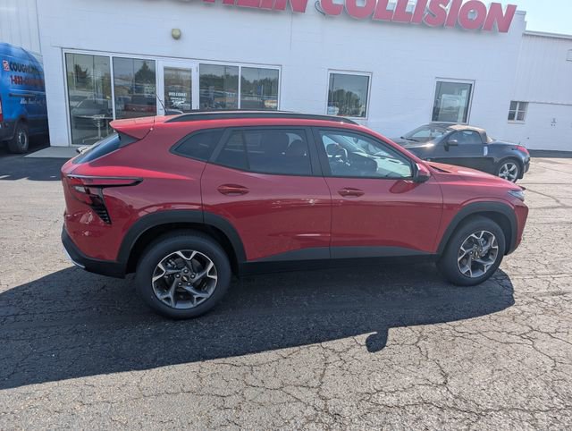 New 2026 Chevrolet Trax LT w/ Driver Confidence Package image 8