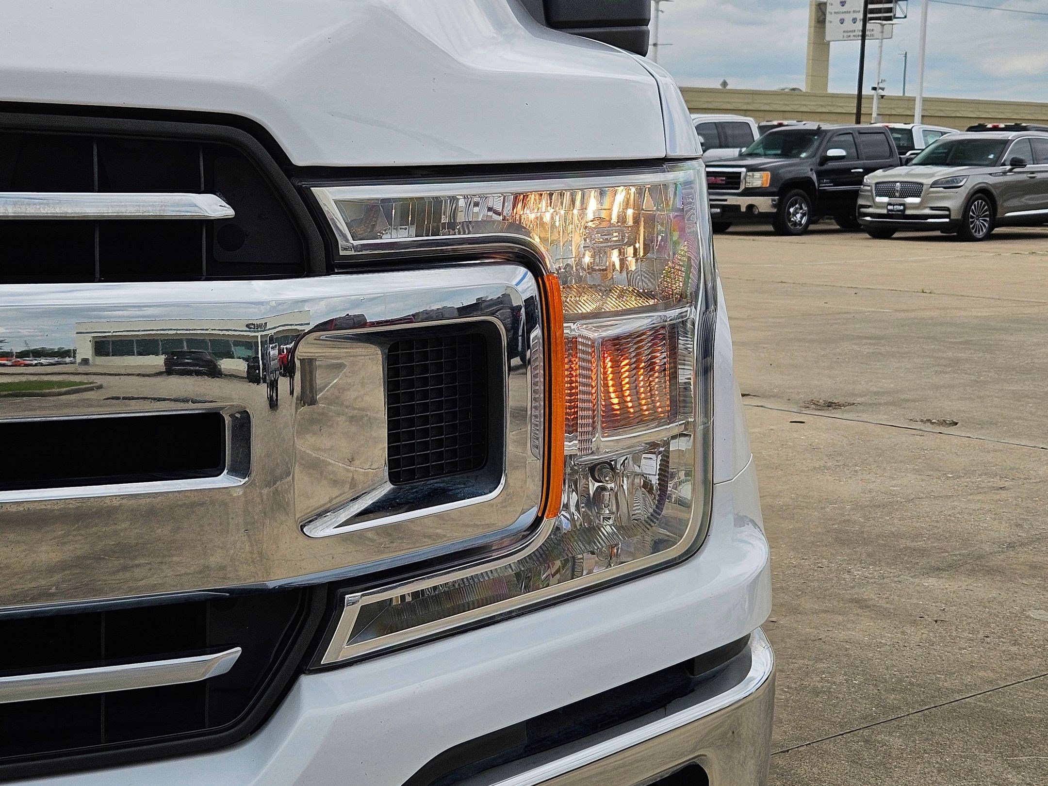Used 2018 Ford F150 XLT RWD image 10