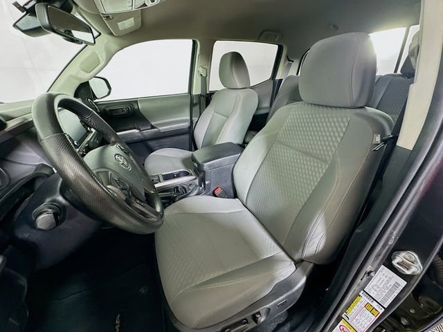 Used 2020 Toyota Tacoma SR5 image 19