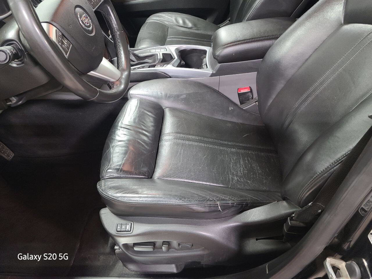Used 2010 Cadillac SRX Premium image 21