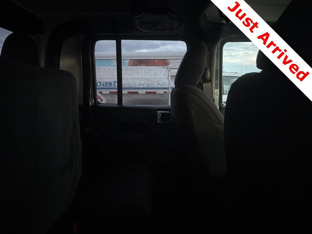 Used 2023 Jeep Gladiator Sport image 11