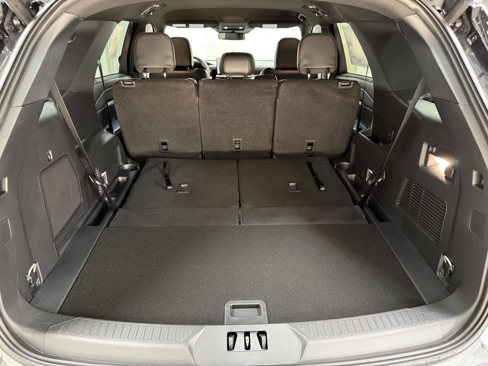 New 2026 Ford Explorer ST-Line w/ ST-Line Street Pack AWD/4WD image 29