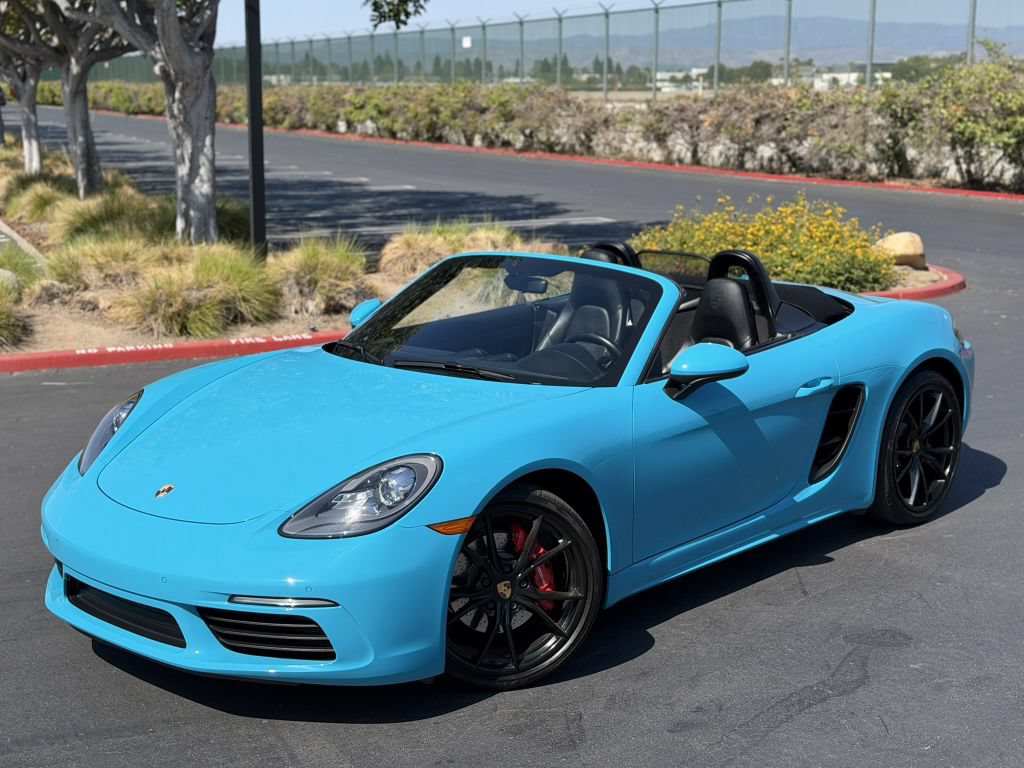 Used 2017 Porsche 718 Boxster S RWD image 9