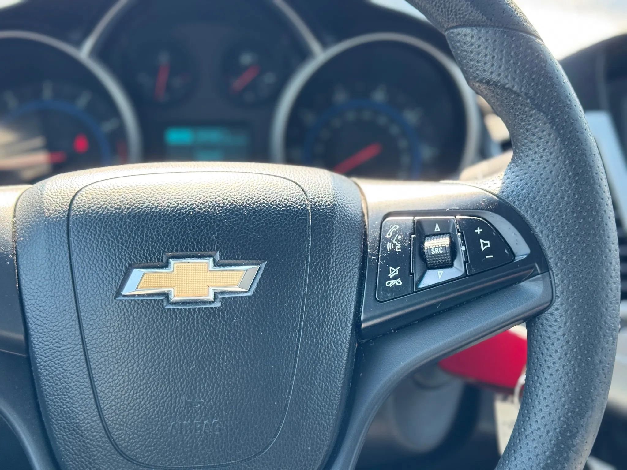 Used 2015 Chevrolet Cruze LS image 23