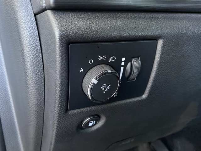 Used 2021 Jeep Grand Cherokee Laredo X RWD image 23