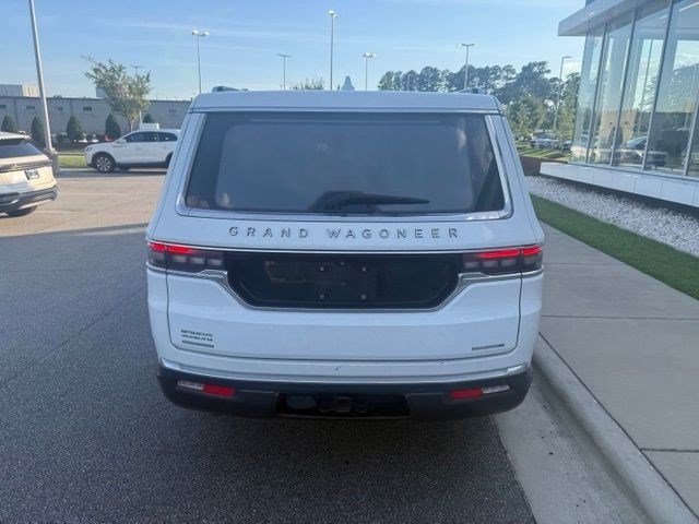 Used 2022 Jeep Grand Wagoneer Series III w/ Rear Seat Video Group 1 AWD/4WD image 7