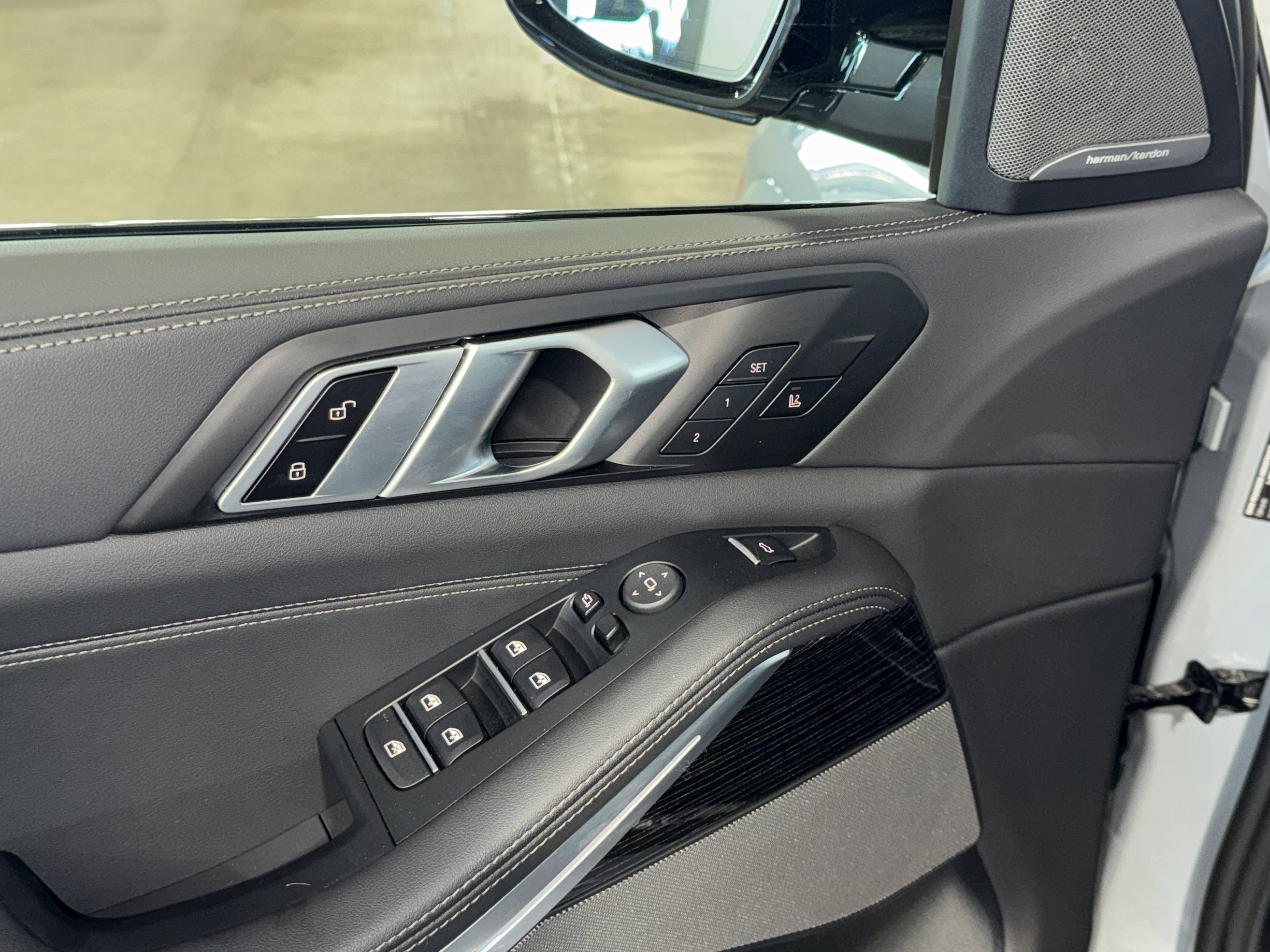 Certified 2025 BMW X5 M60i image 18