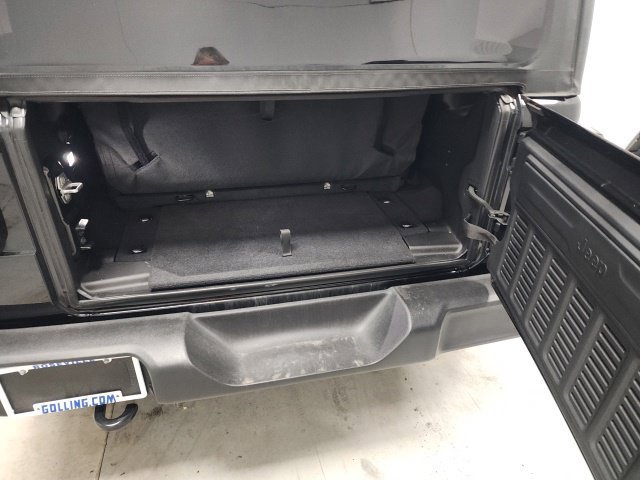 Used 2026 Jeep Wrangler Sport AWD/4WD image 21