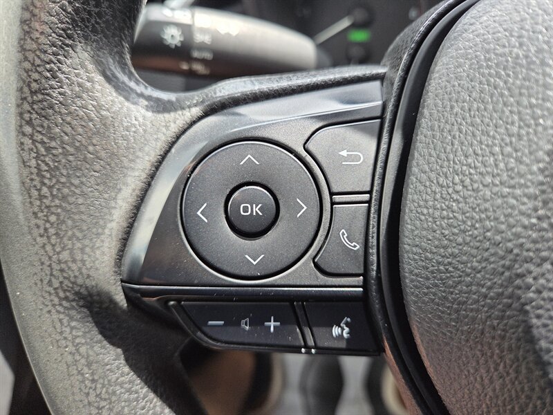 Used 2023 Toyota Corolla LE FWD image 15