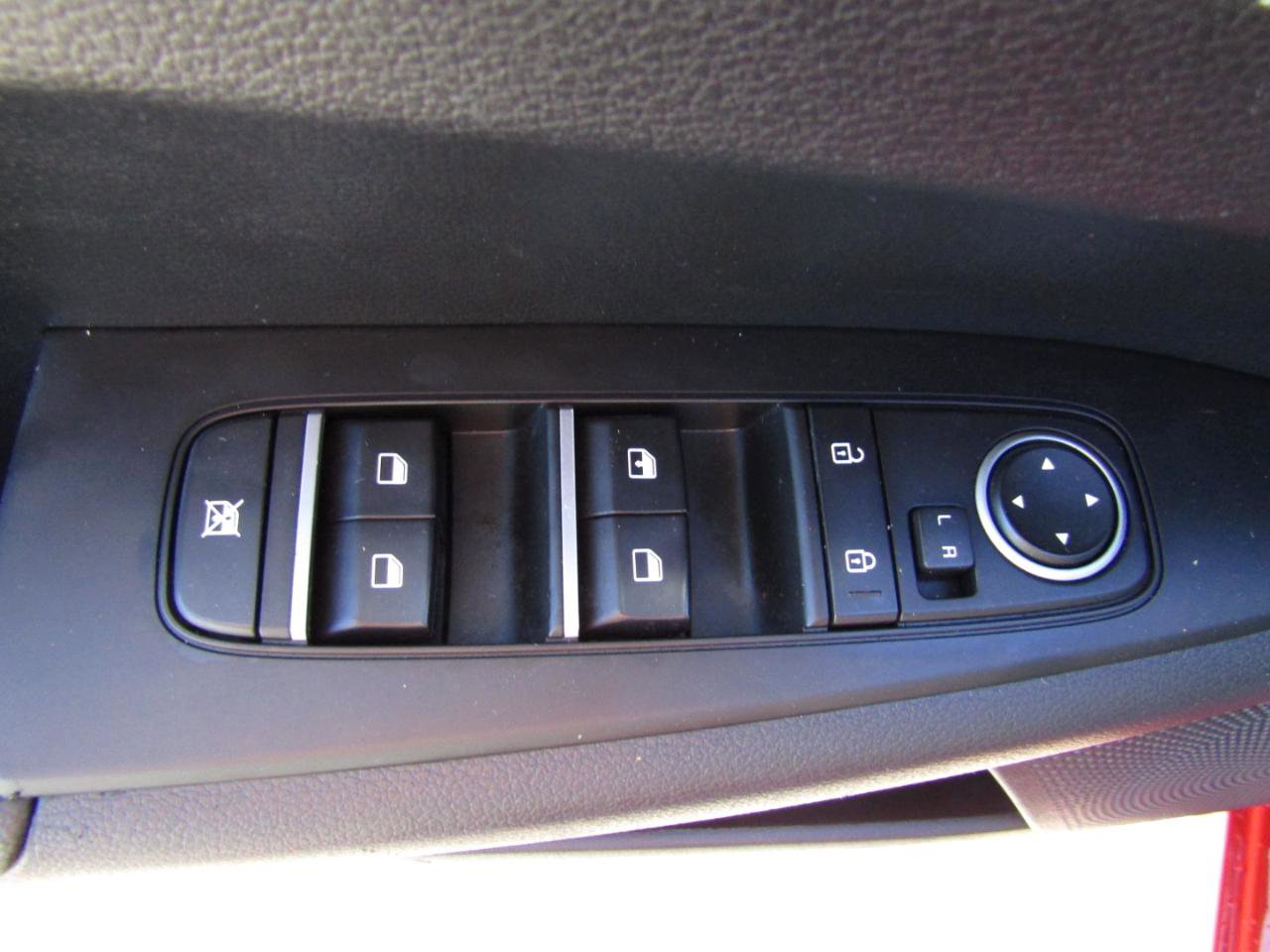 Used 2022 Kia Forte LXS w/ LXS Technology Package FWD image 11