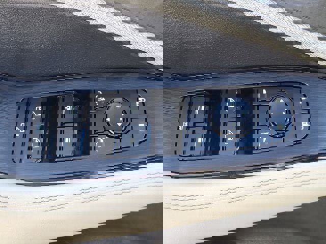 Certified 2023 Nissan Rogue SV image 7