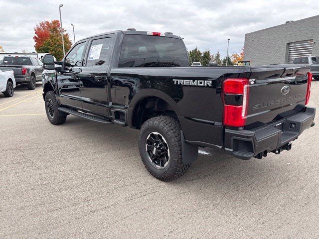 Used 2025 Ford F250 Lariat w/ Tremor Off-Road Package AWD/4WD image 17