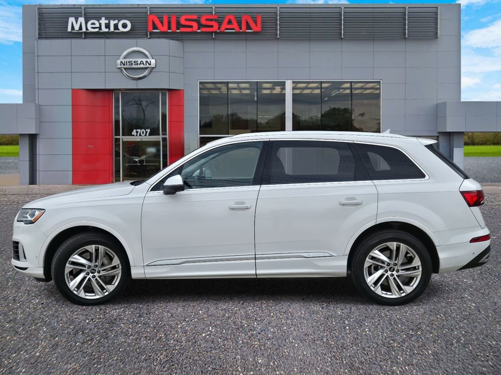 Used 2023 Audi Q7 3.0T Premium Plus image 3
