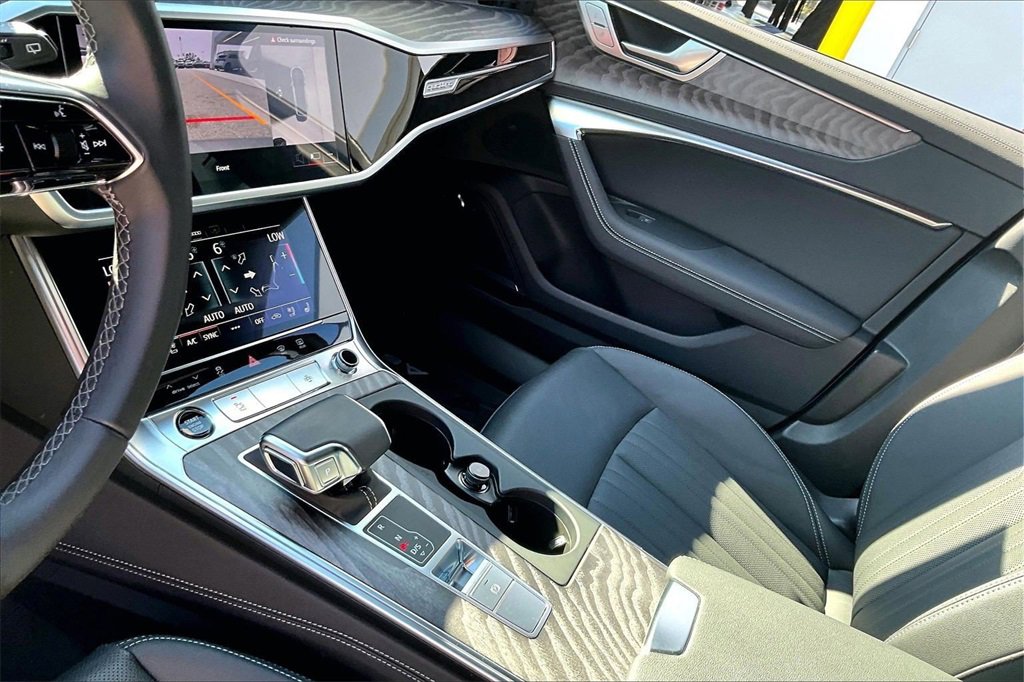 Used 2025 Audi A6 Premium Plus w/ Driver Assistance Package image 23