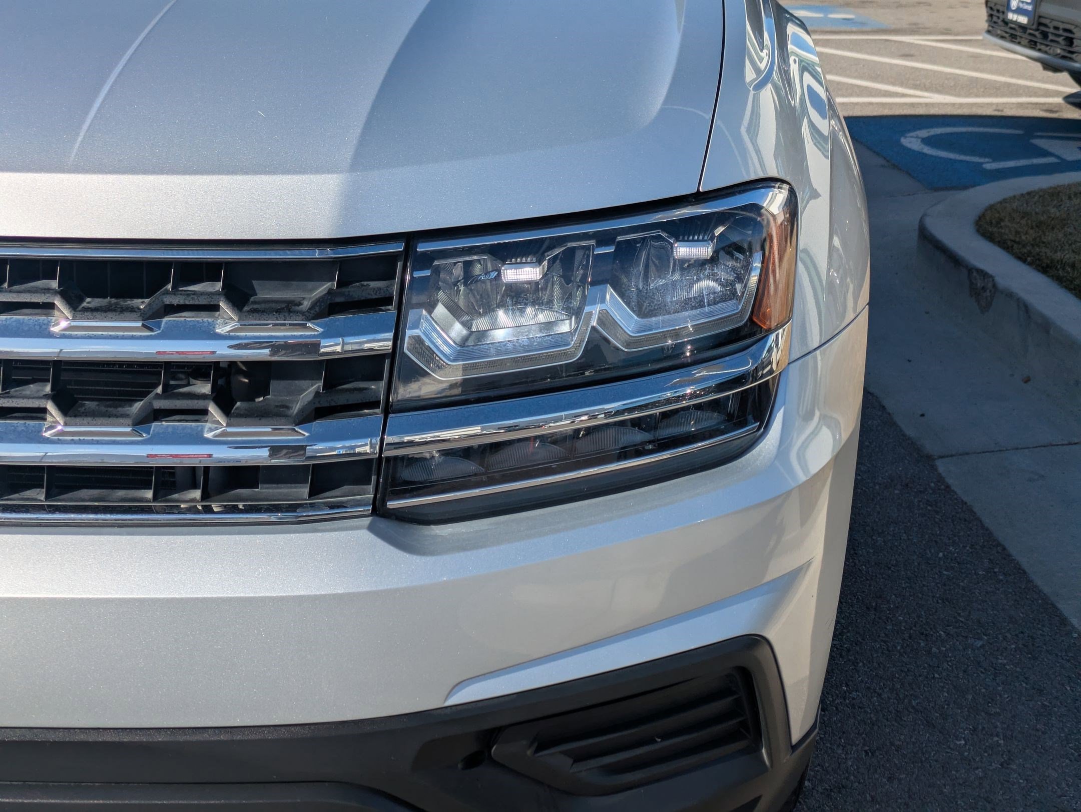 Used 2018 Volkswagen Atlas S image 12