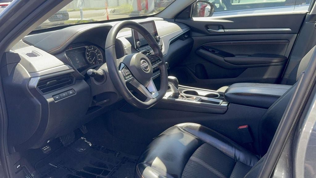 Used 2023 Nissan Altima 2.5 SR FWD image 30