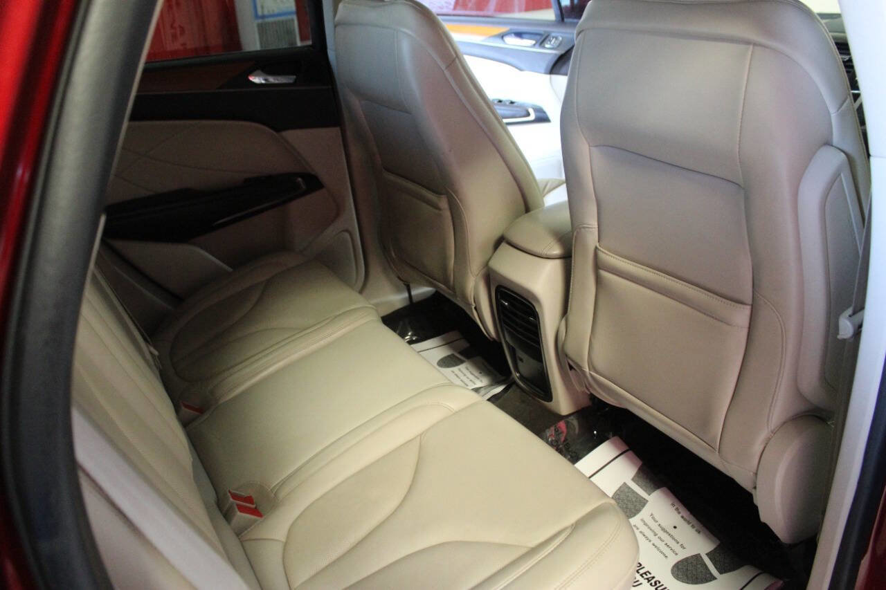 Used 2019 Lincoln MKC Select w/ Select Plus Package image 10