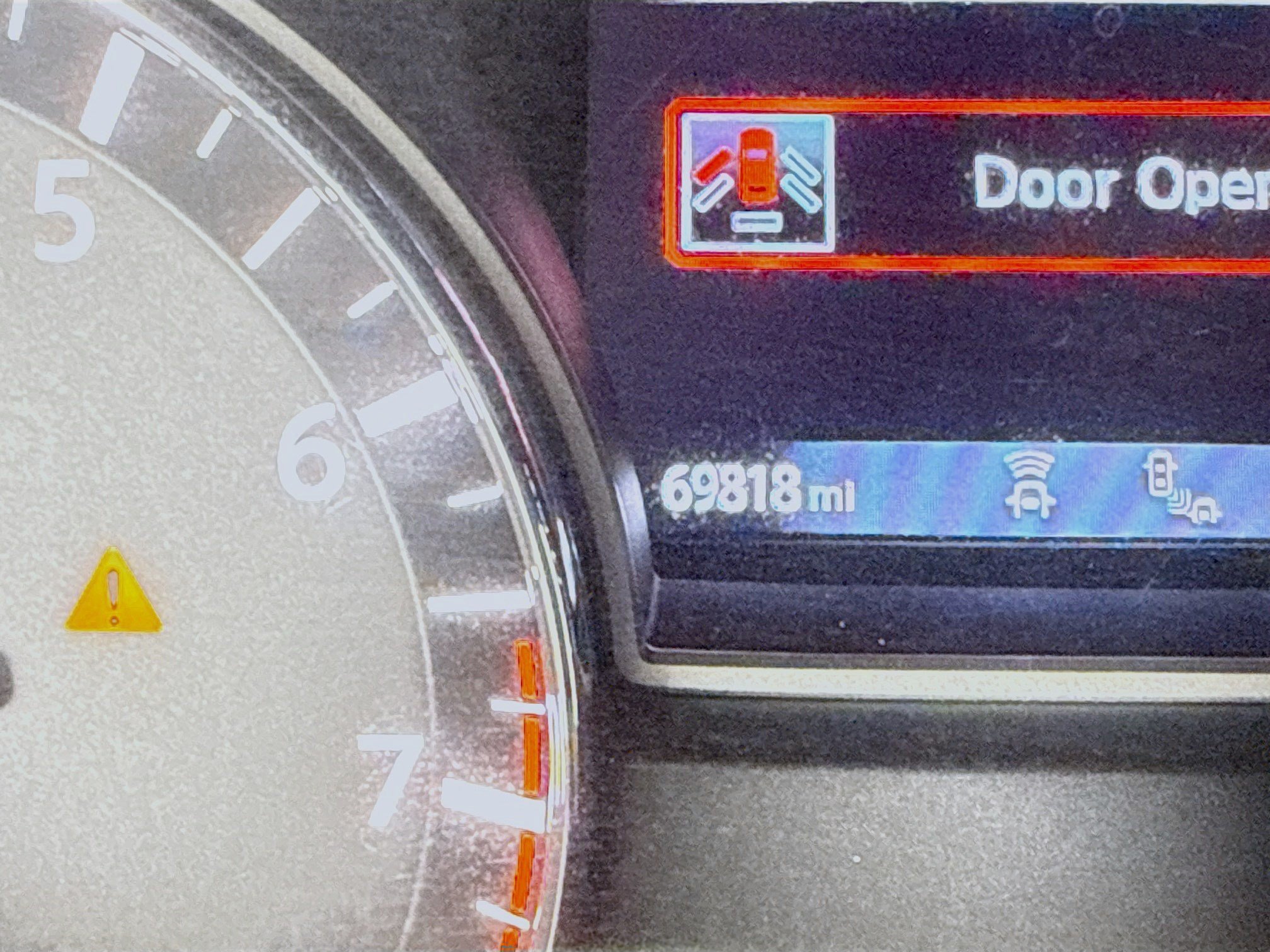 Used 2020 Nissan Pathfinder Platinum AWD/4WD image 16