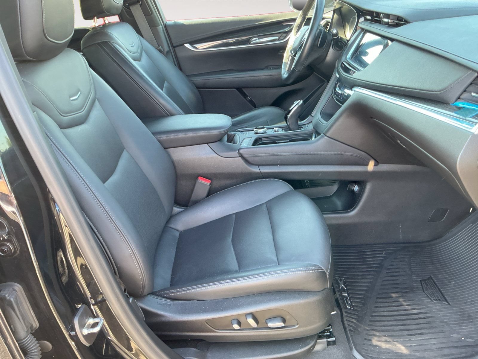 Used 2022 Cadillac XT5 Premium Luxury FWD image 15