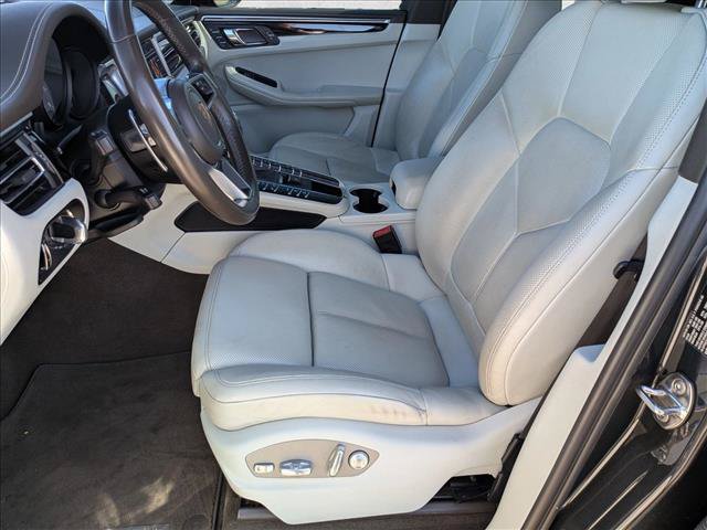 Used 2021 Porsche Macan S AWD/4WD image 16