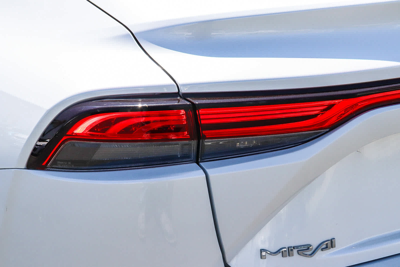Used 2021 Toyota Mirai RWD image 11