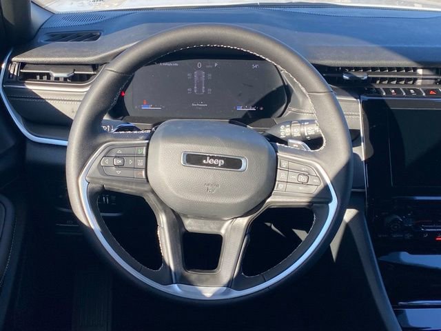 New 2025 Jeep Grand Cherokee Altitude AWD/4WD image 36