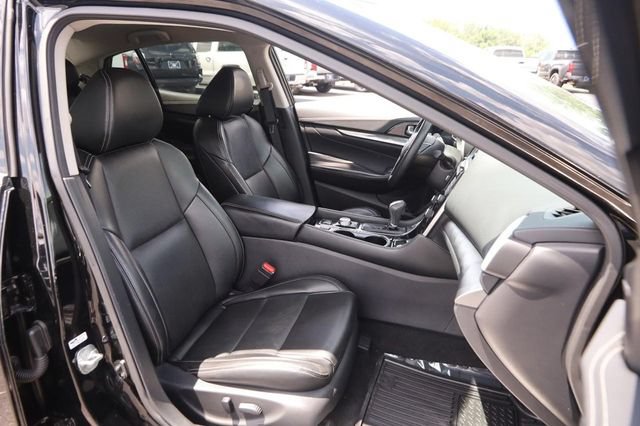 Used 2023 Nissan Maxima SV w/ Floor Mat Group FWD image 27