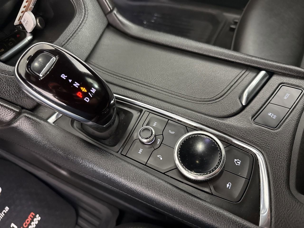 Used 2024 Cadillac XT6 Luxury w/ LPO, Floor Liner Package image 17